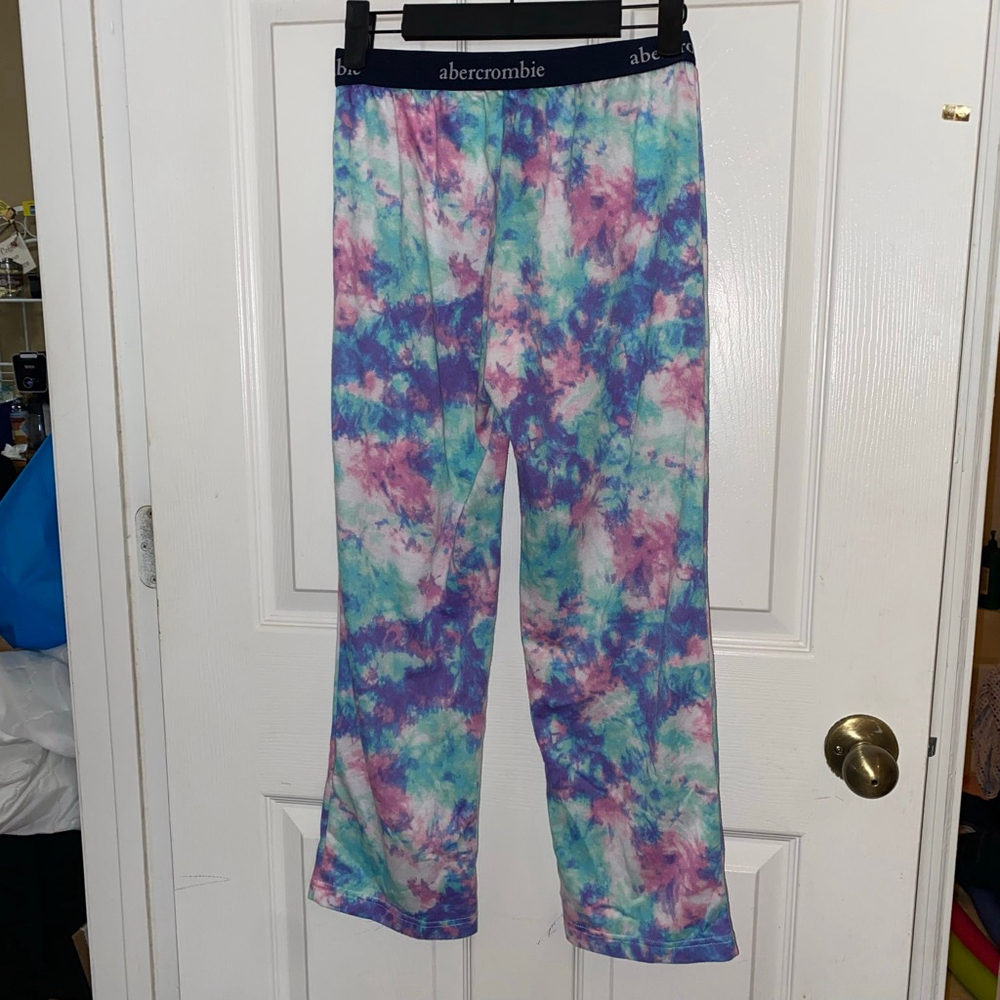 Girls Abercrombie Kids Purple and Pink Pajama Lounge Pants Size Medium - Picture 3 of 3